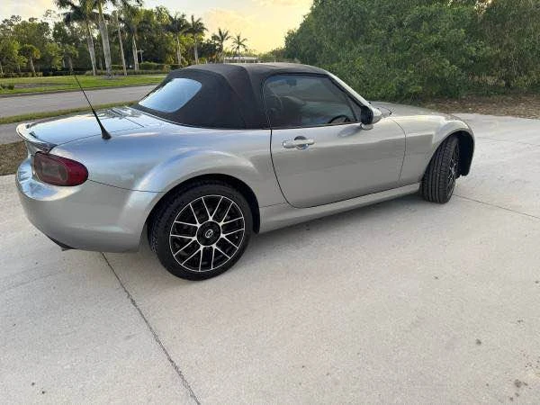 2013 Mazda NC MX-5 Miata - Image 4 of 9