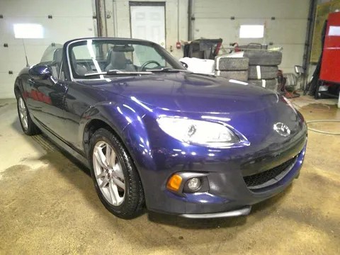 2013 Mazda MX-5 Miata Sport