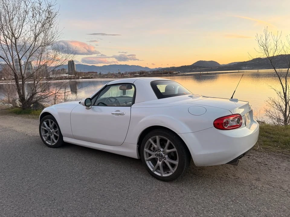 2013 Mazda NC MX-5 Miata - Image 6 of 8