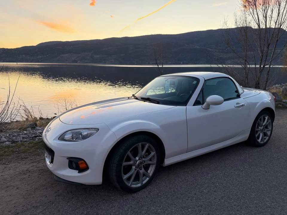 2013 Mazda NC MX-5 Miata - Image 4 of 8