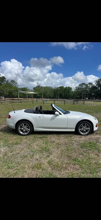 2013 Mazda NC MX-5 Miata - Image 2 of 11