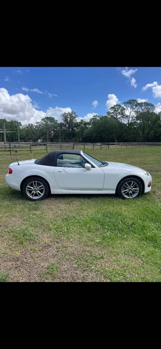 2013 Mazda NC MX-5 Miata - Image 5 of 11