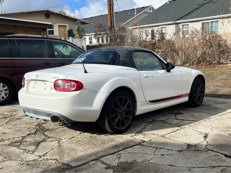 2013 Mazda NC MX-5 Miata - Image 4 of 8