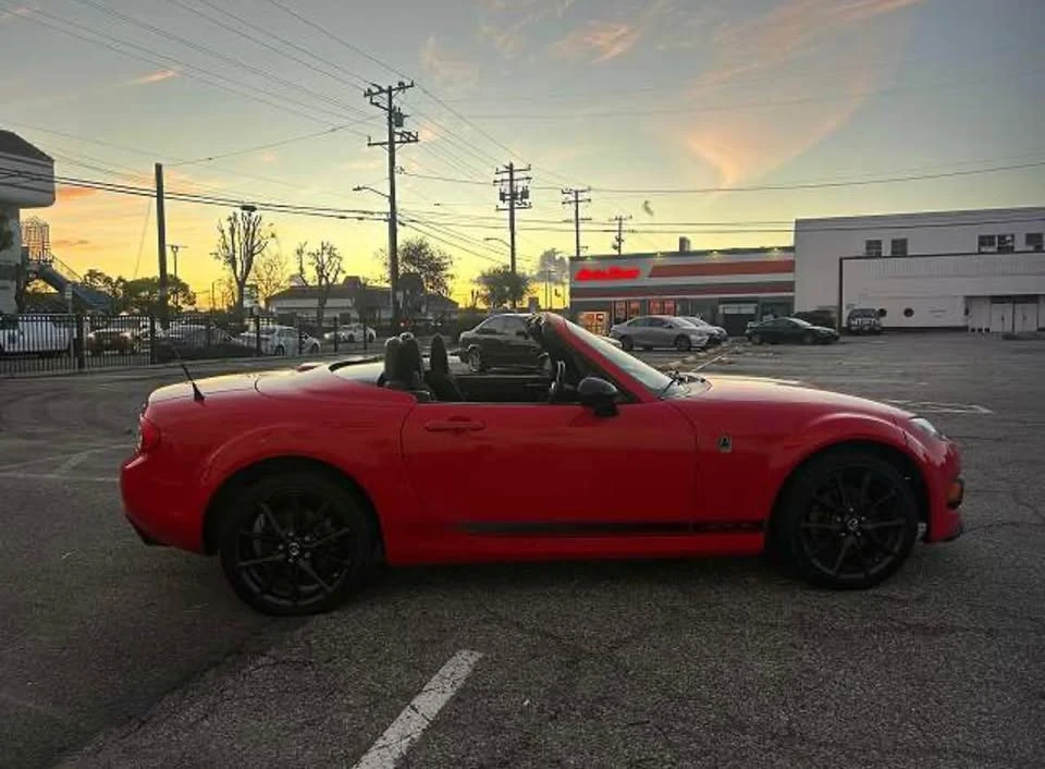 2013 Mazda NC MX-5 Miata - Image 3 of 4