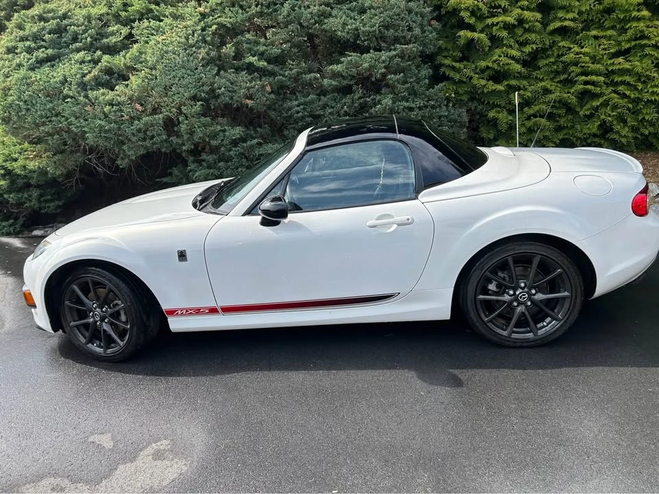2013 Mazda NC MX-5 Miata - Image 2 of 10