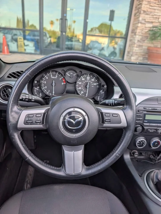 2013 Mazda NC MX-5 Miata - Image 6 of 7