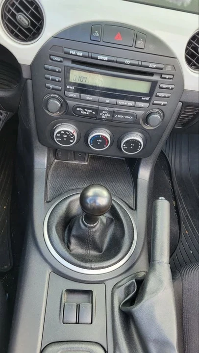 2013 Mazda NC MX-5 Miata - Image 10 of 16