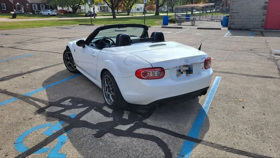 2013 Mazda NC MX-5 Miata - Image 5 of 16