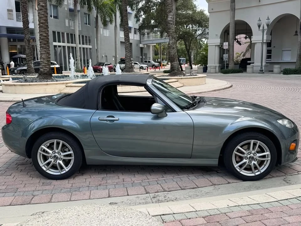 2013 Mazda NC MX-5 Miata - Image 4 of 18