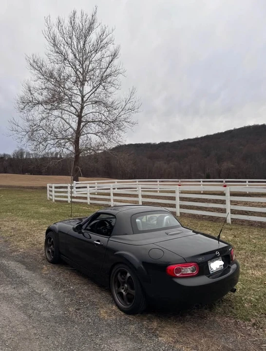 2013 Mazda NC MX-5 Miata - Image 2 of 3