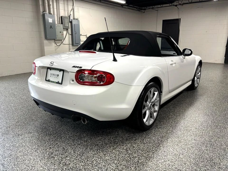 2013 Mazda NC MX-5 Miata - Image 4 of 17