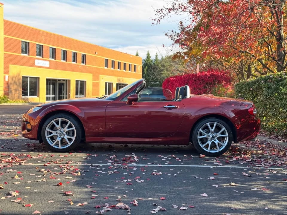 2013 Mazda NC MX-5 Miata - Image 3 of 16