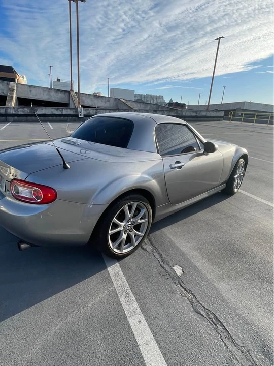 2013 Mazda NC MX-5 Miata - Image 4 of 9