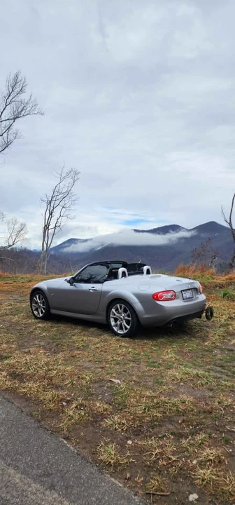 2013 Mazda NC MX-5 Miata - Image 2 of 2