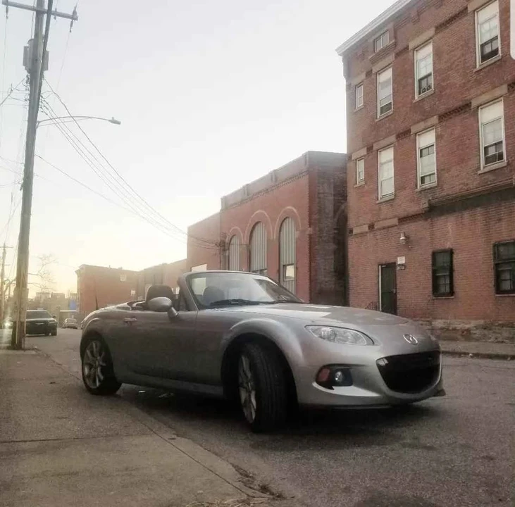 2013 Mazda NC MX-5 Miata - Image 4 of 8