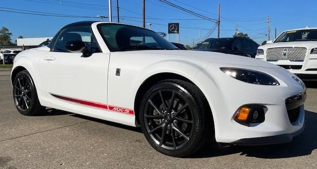 2013 Mazda NC MX-5 Miata - Image 6 of 13