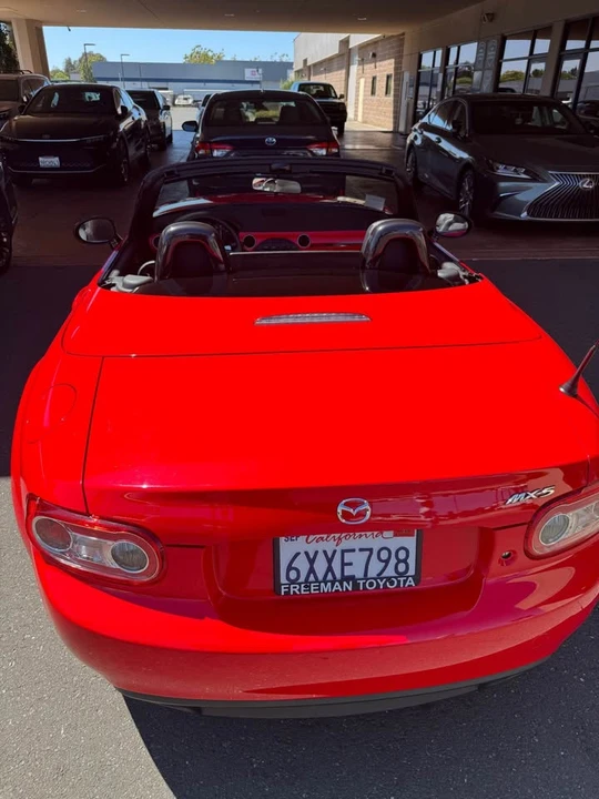 2013 Mazda NC MX-5 Miata - Image 4 of 17