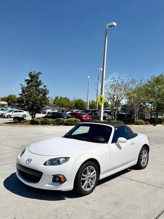 2013 Mazda NC MX-5 Miata - Image 4 of 7