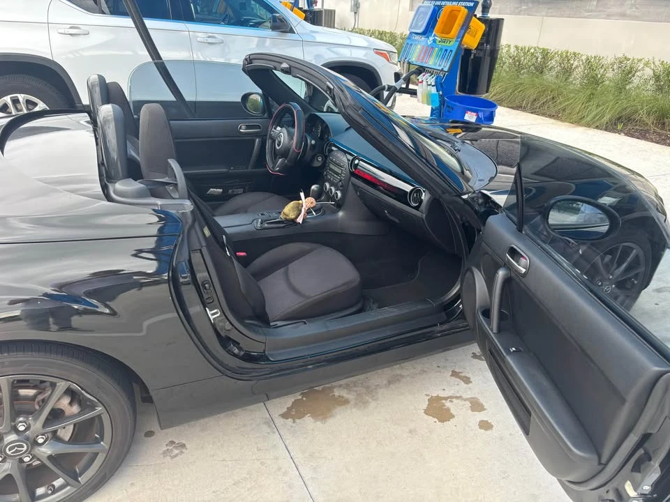 2013 Mazda NC MX-5 Miata - Image 6 of 9