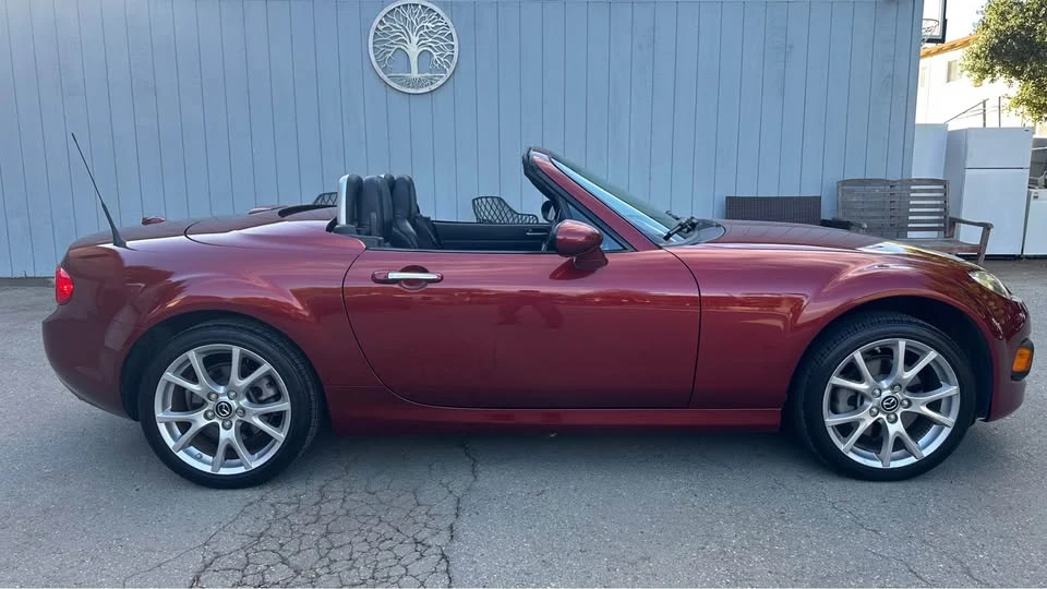 2013 Mazda NC MX-5 Miata - Image 5 of 10