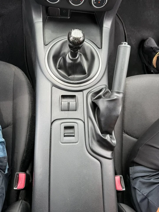 2013 Mazda NC MX-5 Miata - Image 14 of 15