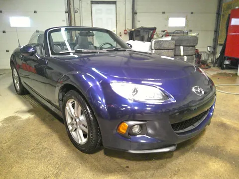 2013 Mazda MX-5 Miata Sport