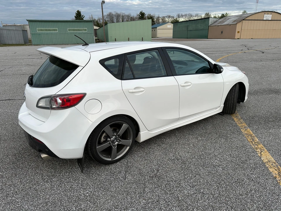 2013 Mazda Mazdaspeed 3 2nd Gen - Image 30 of 31