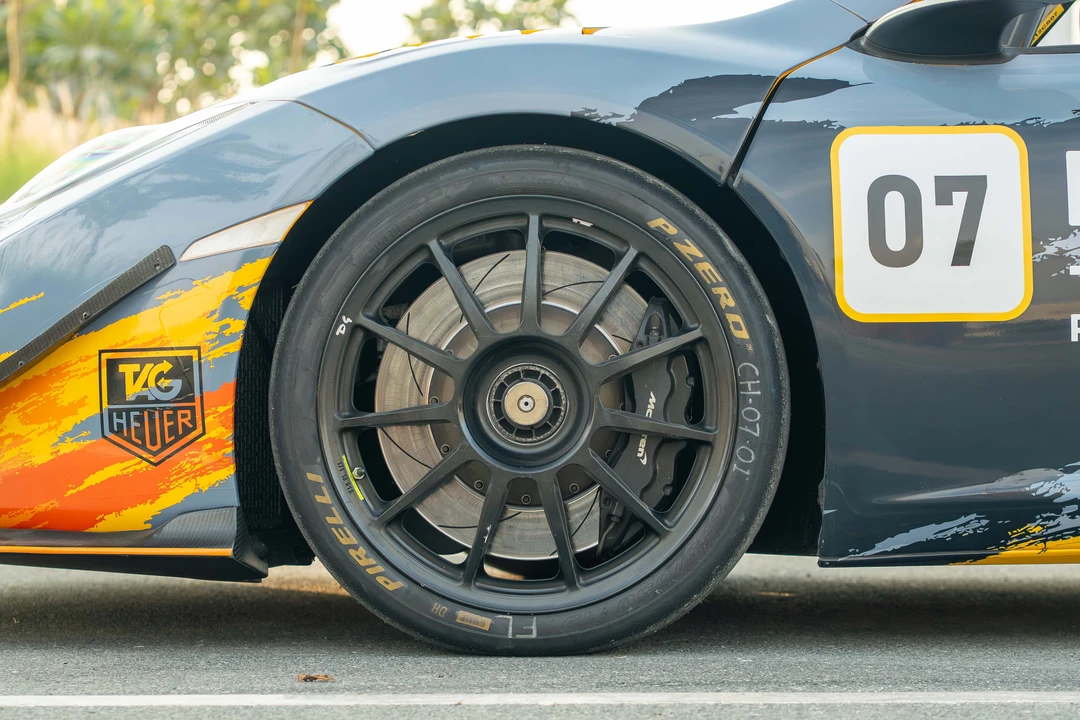 2013 McLaren MP4-12C - Image 31 of 31