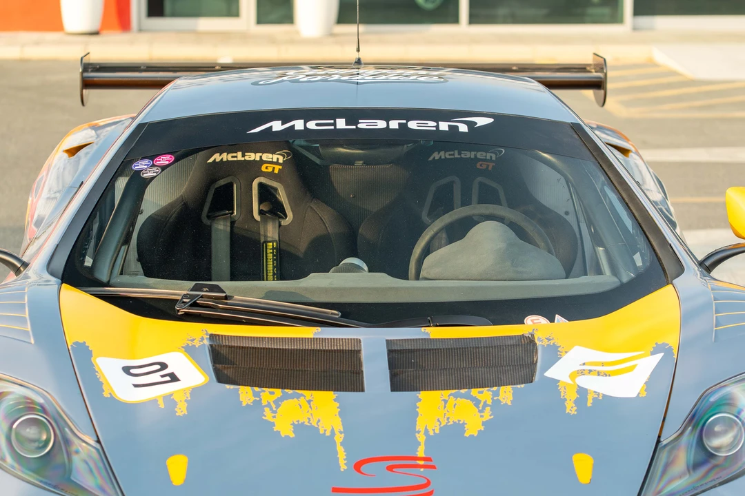 2013 McLaren MP4-12C - Image 24 of 31