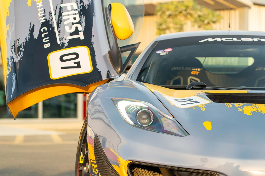 2013 McLaren MP4-12C - Image 27 of 31