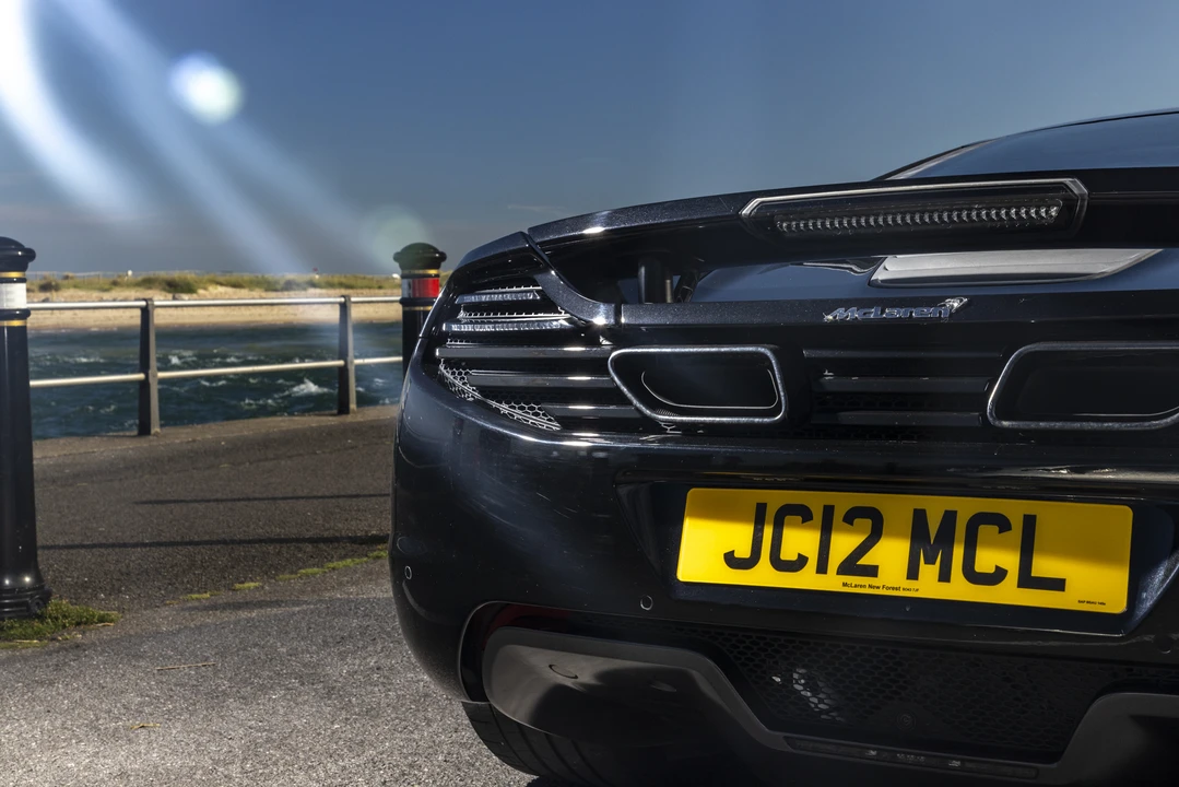 2013 McLaren MP4-12C - Image 22 of 31