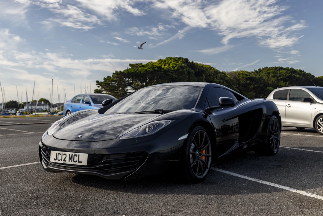 2013 McLaren MP4-12C - Image 8 of 31