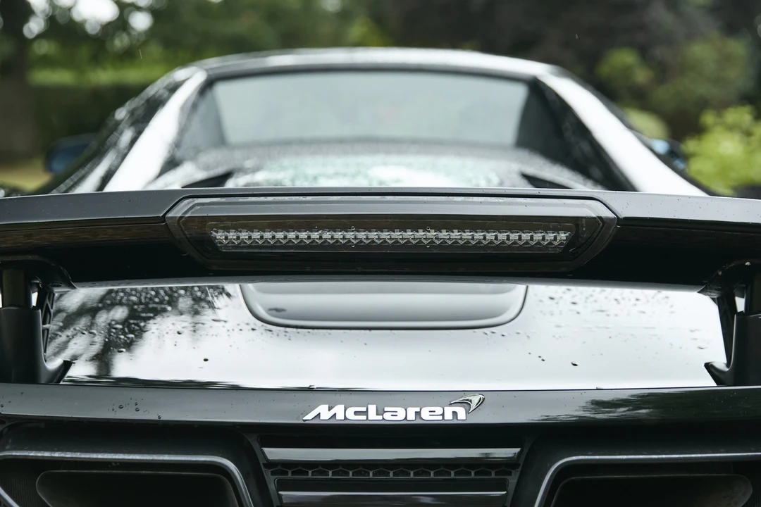 2013 McLaren MP4-12C Spider - Image 31 of 31