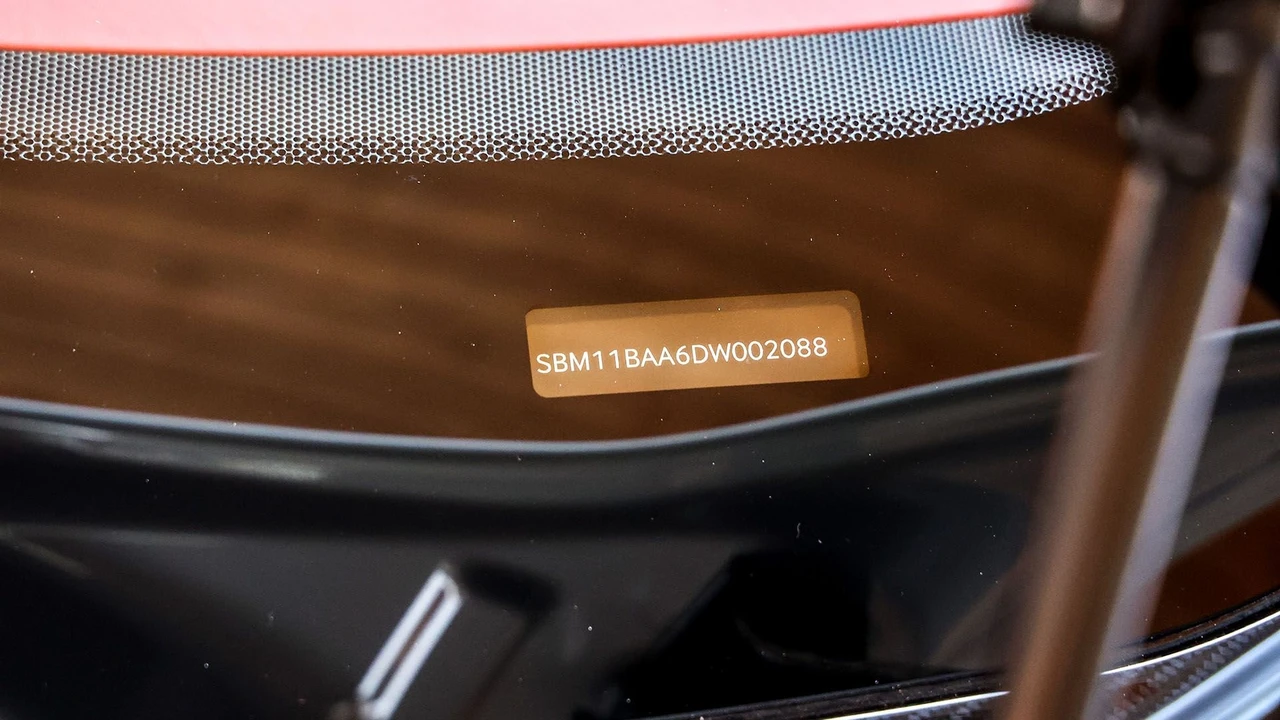 2013 McLaren MP4-12C Spider - Image 14 of 31