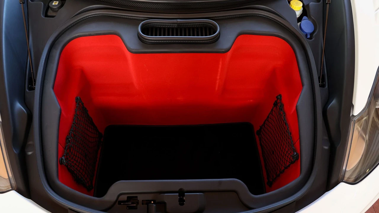 2013 McLaren MP4-12C Spider - Image 7 of 31