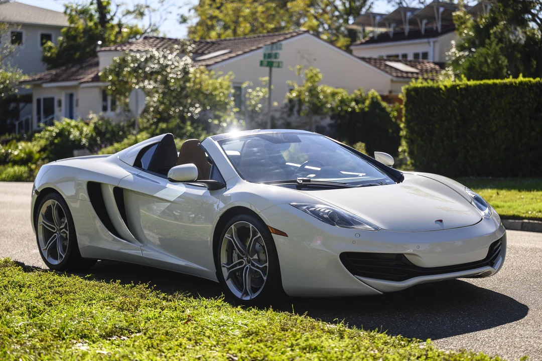 2013 McLaren MP4-12C Spider - Image 18 of 31