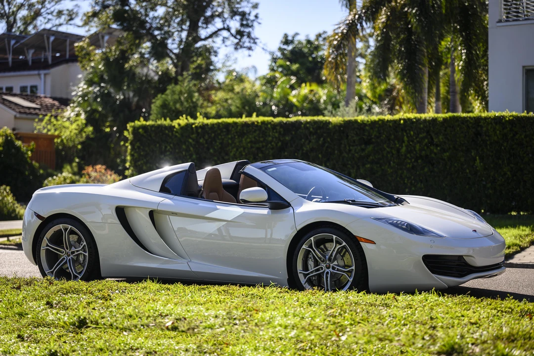 2013 McLaren MP4-12C Spider - Image 17 of 31