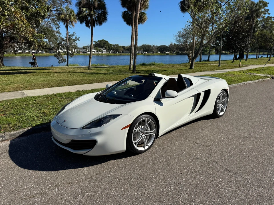 2013 McLaren MP4-12C Spider - Image 9 of 31