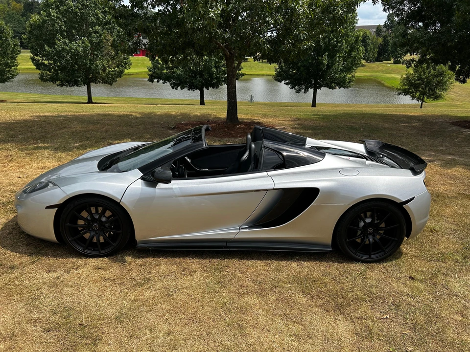 2013 McLaren MP4-12C Spider - Image 12 of 31