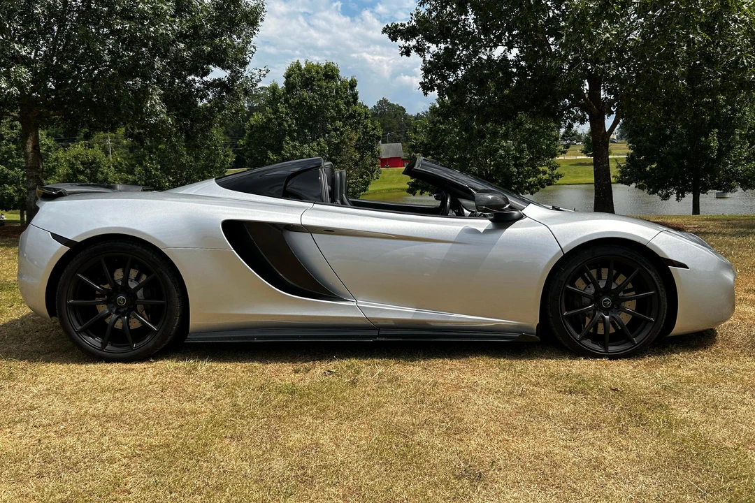 2013 McLaren MP4-12C Spider - Image 3 of 31