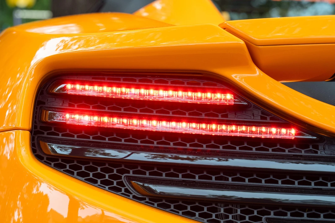 2013 McLaren MP4-12C Spider - Image 21 of 31