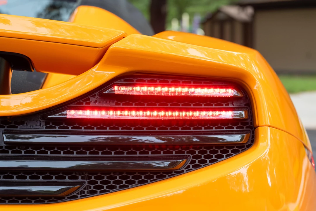2013 McLaren MP4-12C Spider - Image 26 of 31