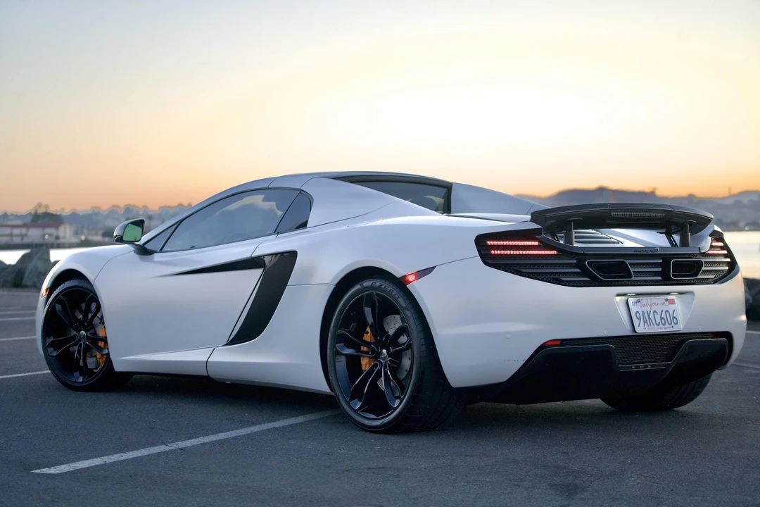 2013 McLaren MP4-12C Spider - Image 4 of 31