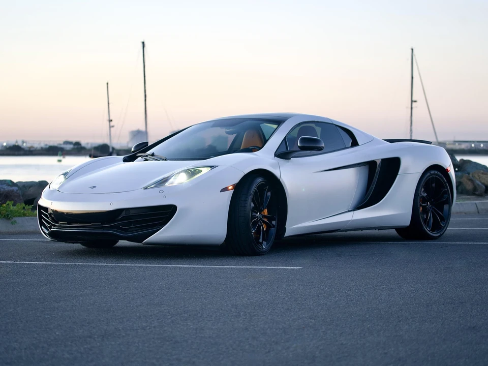 2013 McLaren MP4-12C Spider - Image 2 of 31