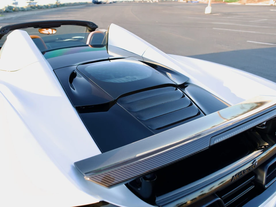 2013 McLaren MP4-12C Spider - Image 25 of 31