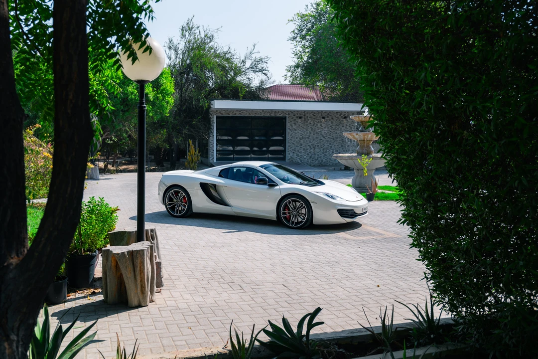 2013 McLaren MP4-12C Spider - Image 4 of 31