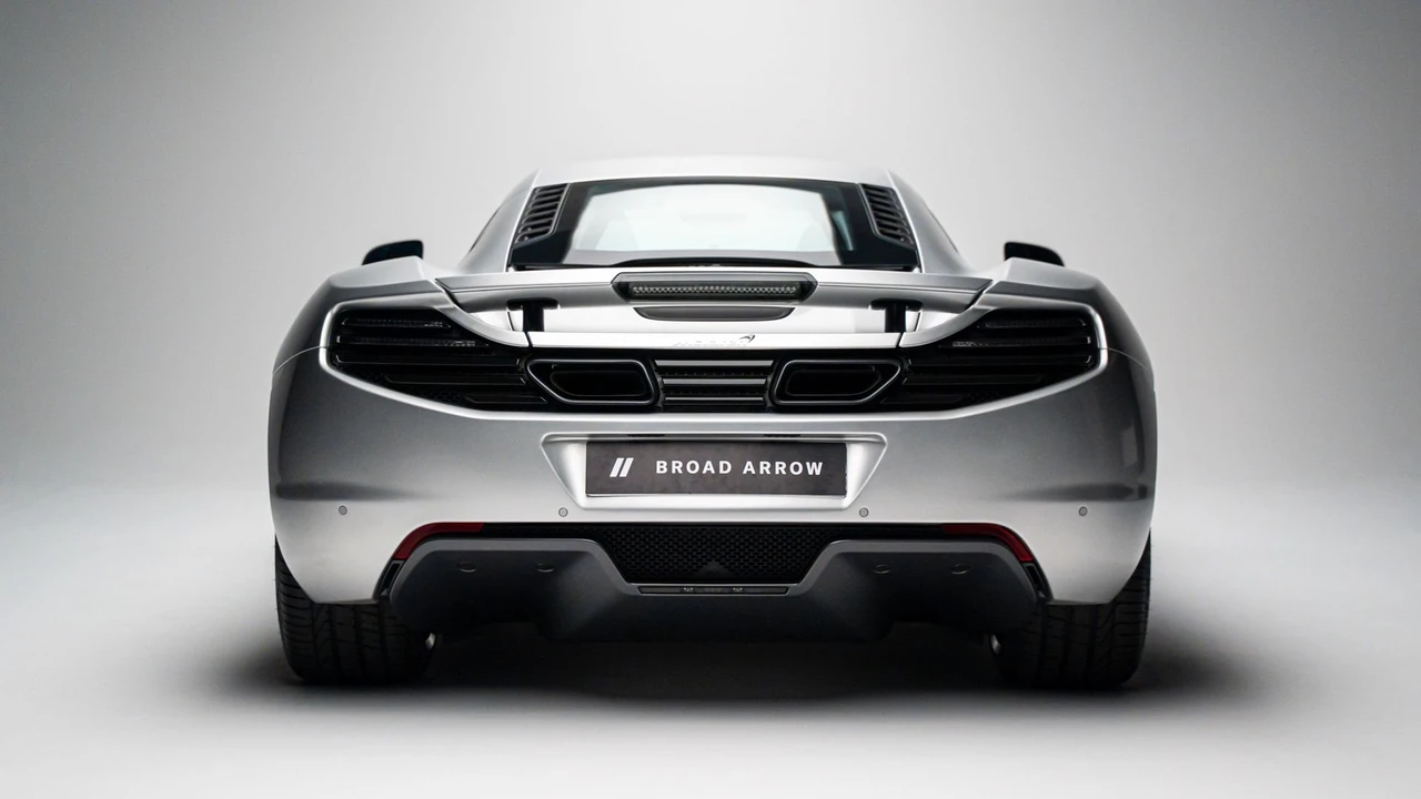 2013 McLaren MP4-12C Spider - Image 17 of 31