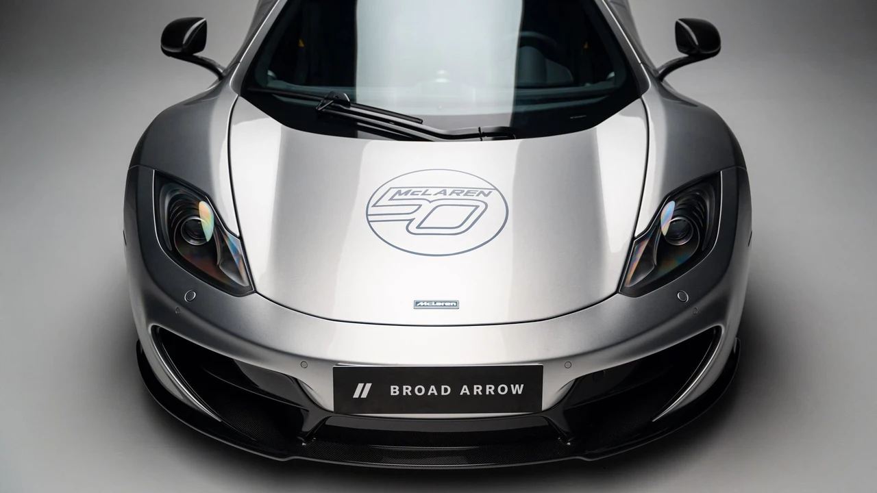 2013 McLaren MP4-12C Spider - Image 19 of 31
