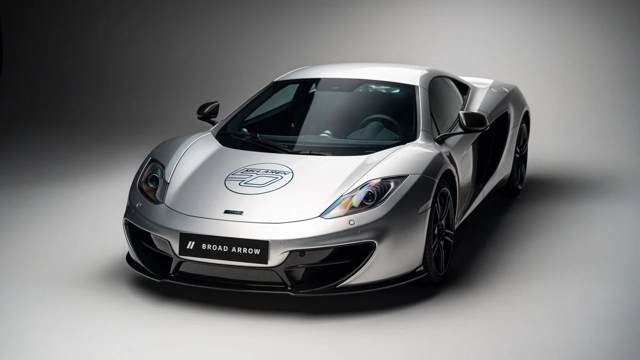 2013 McLaren MP4-12C Spider - Image 14 of 31