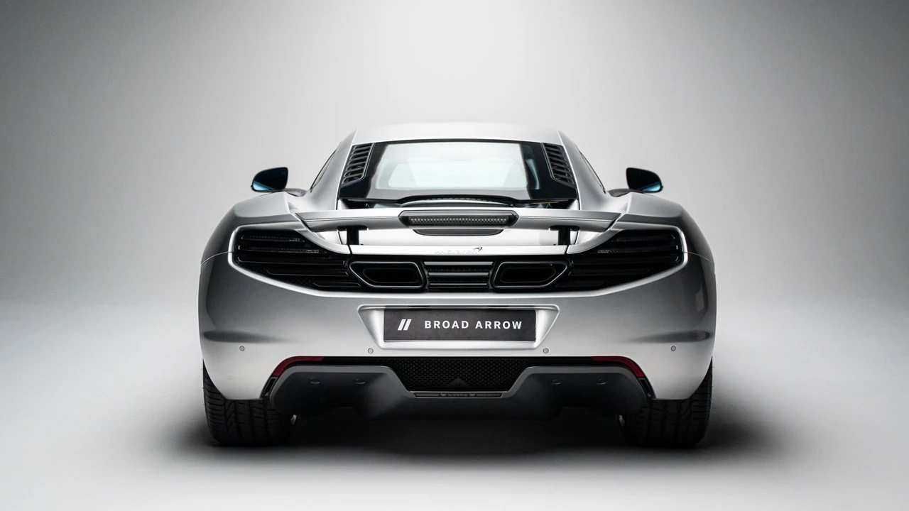 2013 McLaren MP4-12C Spider - Image 5 of 31